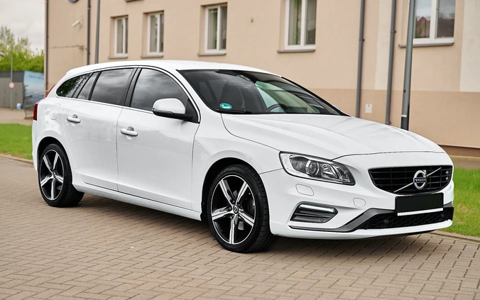 Volvo V60 cena 66900 przebieg: 210000, rok produkcji 2018 z Płock małe 781